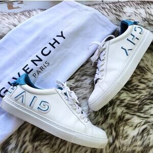 Givenchy Urban Street Reverse Logo Sneakers Low Top Leather